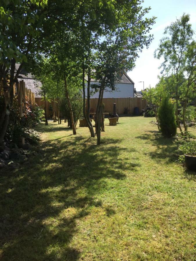 Vollie House With Hot Tub, Sauna & Log Burner Penpont Экстерьер фото